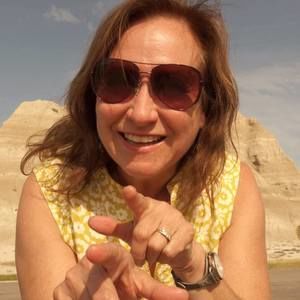 Meet your Posher, Beth